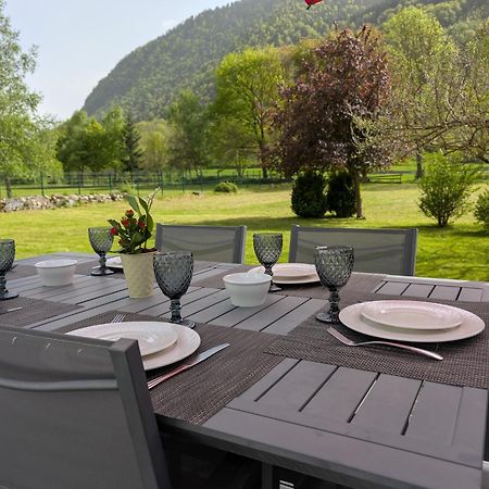 Maison tout confort pour votre séjour en famille Borderes-Louron Extérieur photo