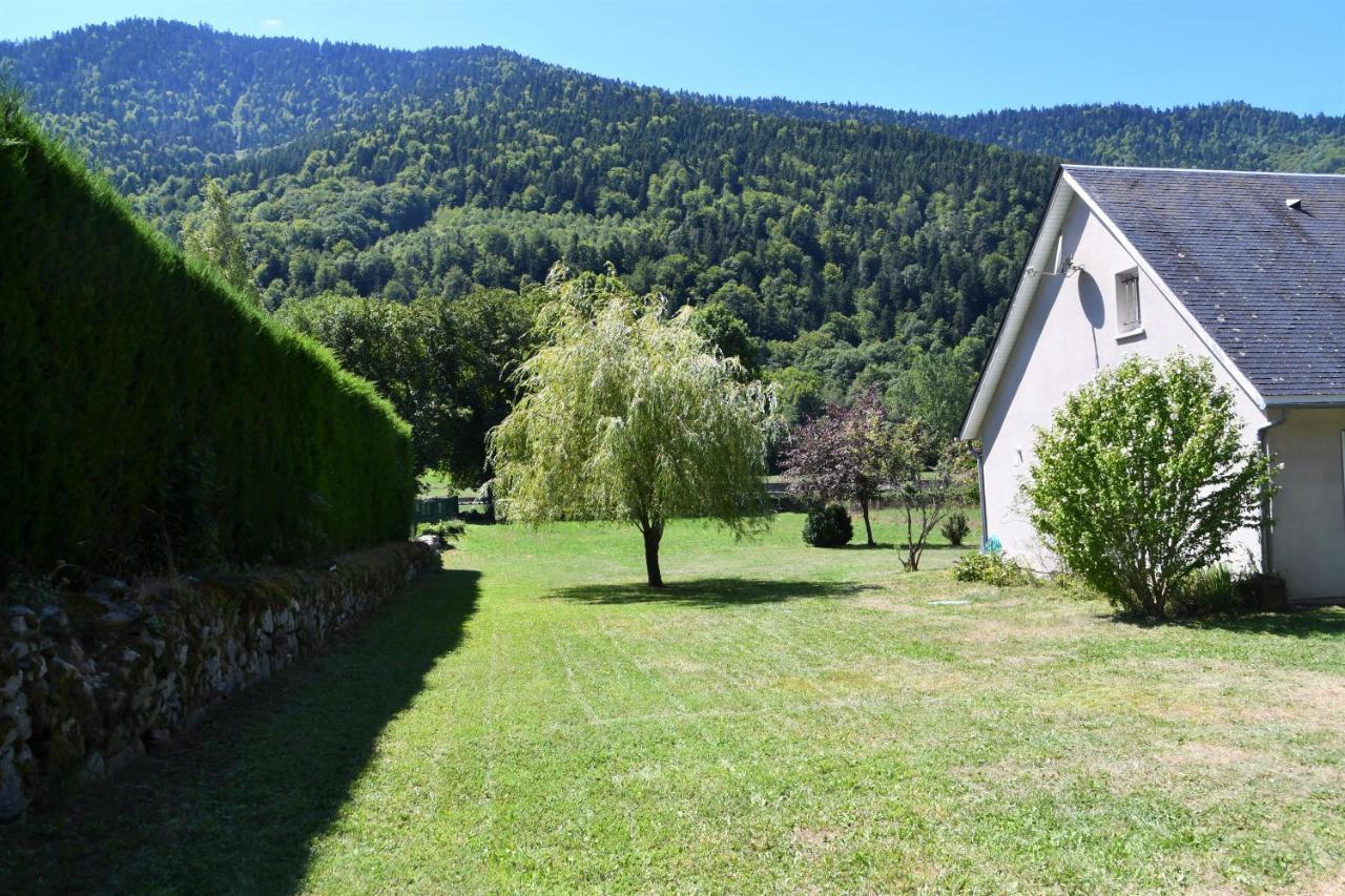 Maison tout confort pour votre séjour en famille Borderes-Louron Extérieur photo